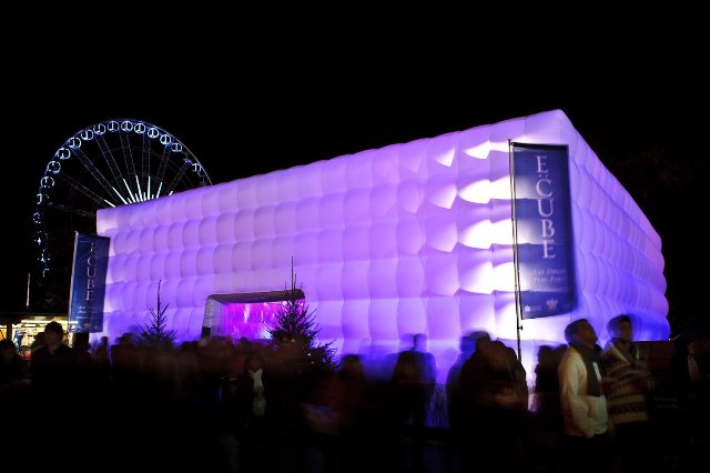 Inflatable airsculpt, temporary structure, events