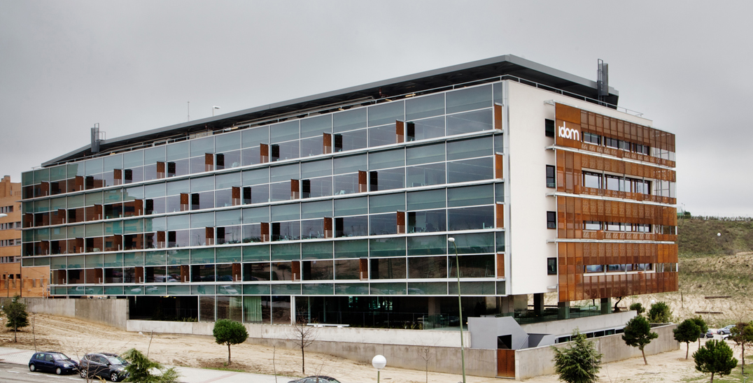 Eficiencia energética en edificios como la sede de IDOM en Madrid